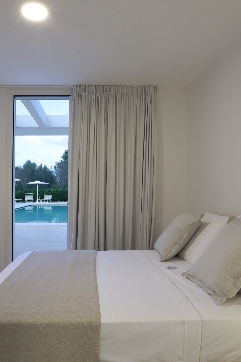 carrubia-camere Large